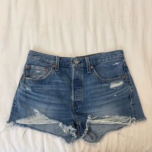 Levi's Women's 501 original shorts